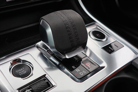 Editorial 2021 jaguar xf p300 r dynamic 34 jm