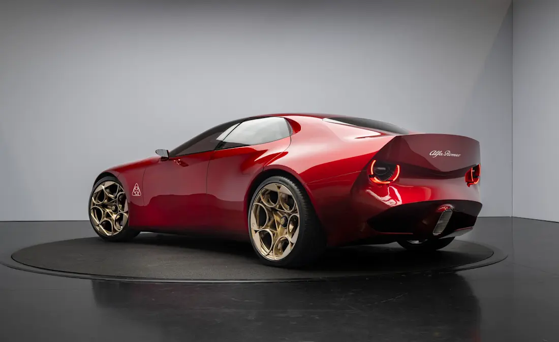 alfa-romeo-cuorerosso-2