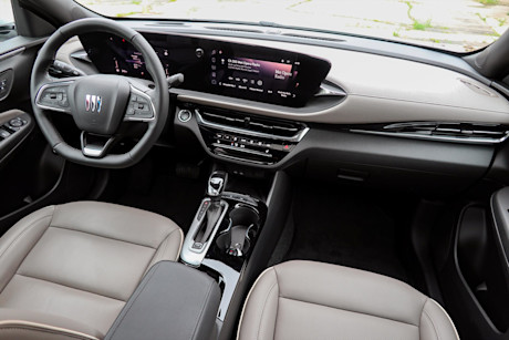 Editorial 2024 buick envista avenir fd 230711 12 jm