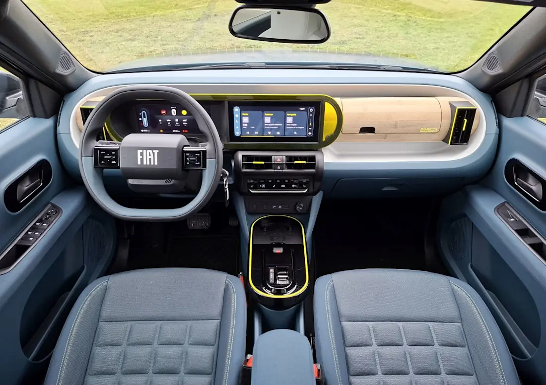 Fiat Grande Panda Hybrid 3