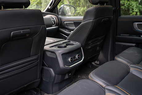 2025 Ford Expedition Tremor Review Image