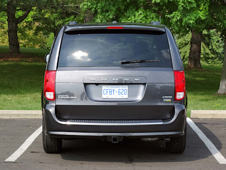 Editorial 2018 dodge grand caravan crew plus 06 jb