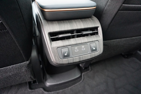 2025 Nissan Ariya Review + Video Body Image