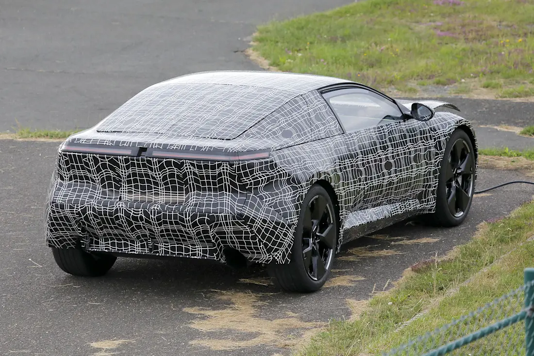 bmw-neue-klasse-4er-2026-seite-heck-2