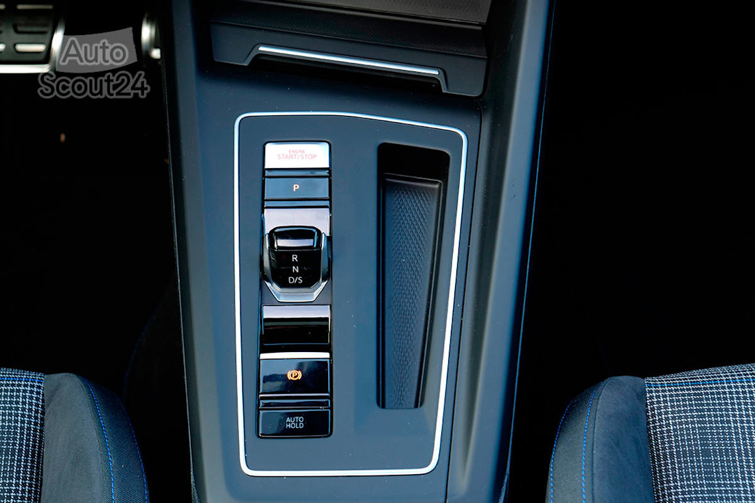 Prueba VW Golf GTE 2020 Ruben Fidalgo (24).jpg