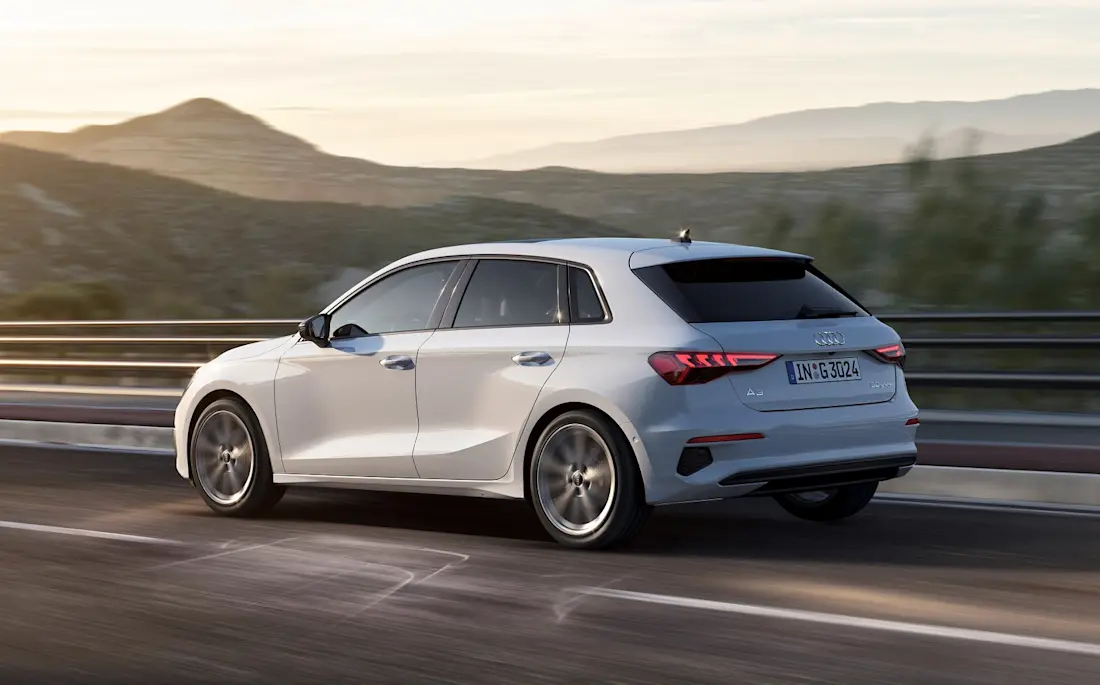 Dynamische Kompaktklasse, die sich auch vorzüglich als kleiner Familienwagen eignet: der Audi A3 Sportback.  Dynamische Kompaktklasse, die sich auch vorzüglich als kleiner Familienwagen eignet: der Audi A3 Sportback.