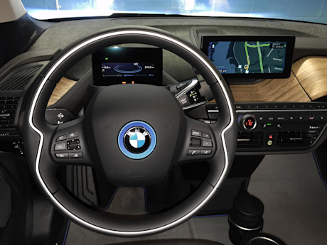 Editorial 2015 bmw i3 with range extender gw 23