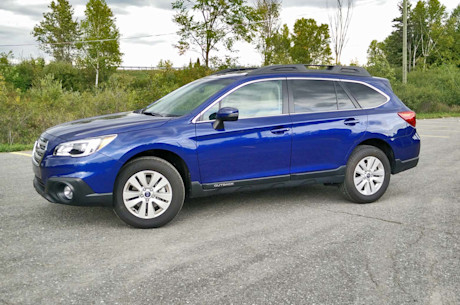 Editorial 2017 subaru outback touring 03 jbe
