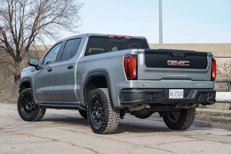 Editorial 2023 gmc sierra 1500 at4x 06 jv