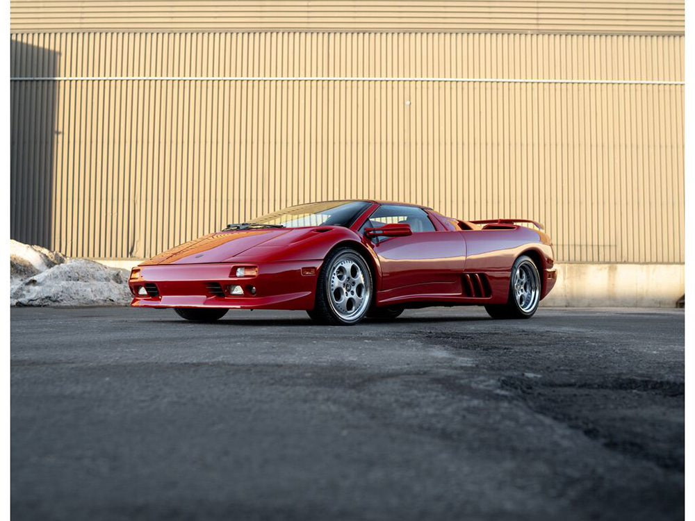 AutoTrader Find of the Week: The 1998 Lamborghini Diablo VT is