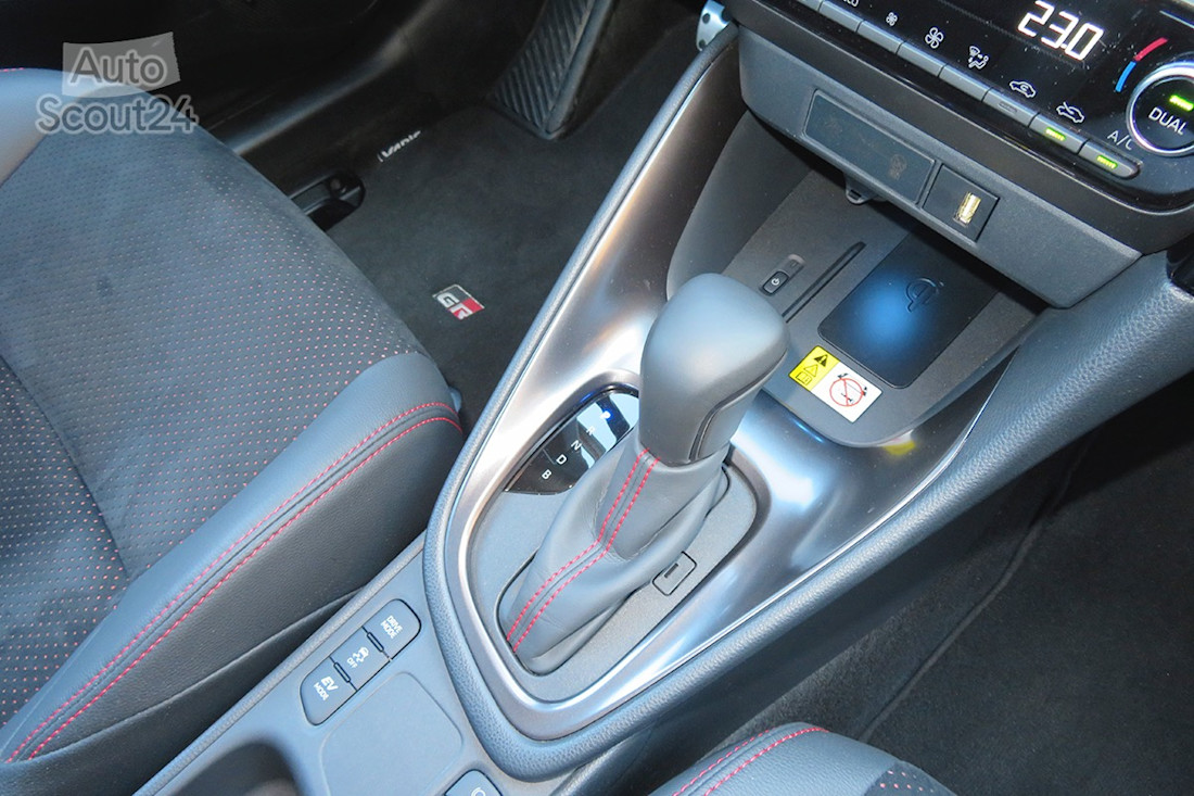 26_toyota_yaris_gr.JPG