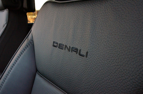 GMC Yukon Denali 2021 : essai routier Image
