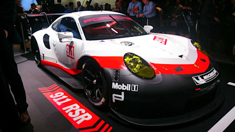 Editorial 01c sw 2017 porsche 911 rsr