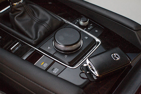 Editorial 2021 mazda3 gt turbo awd 21 sm