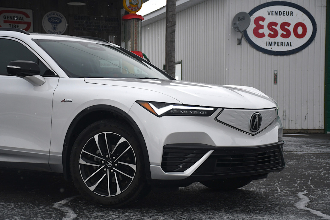 Acura ZDX 2025 : essai routier - AutoHebdo.net