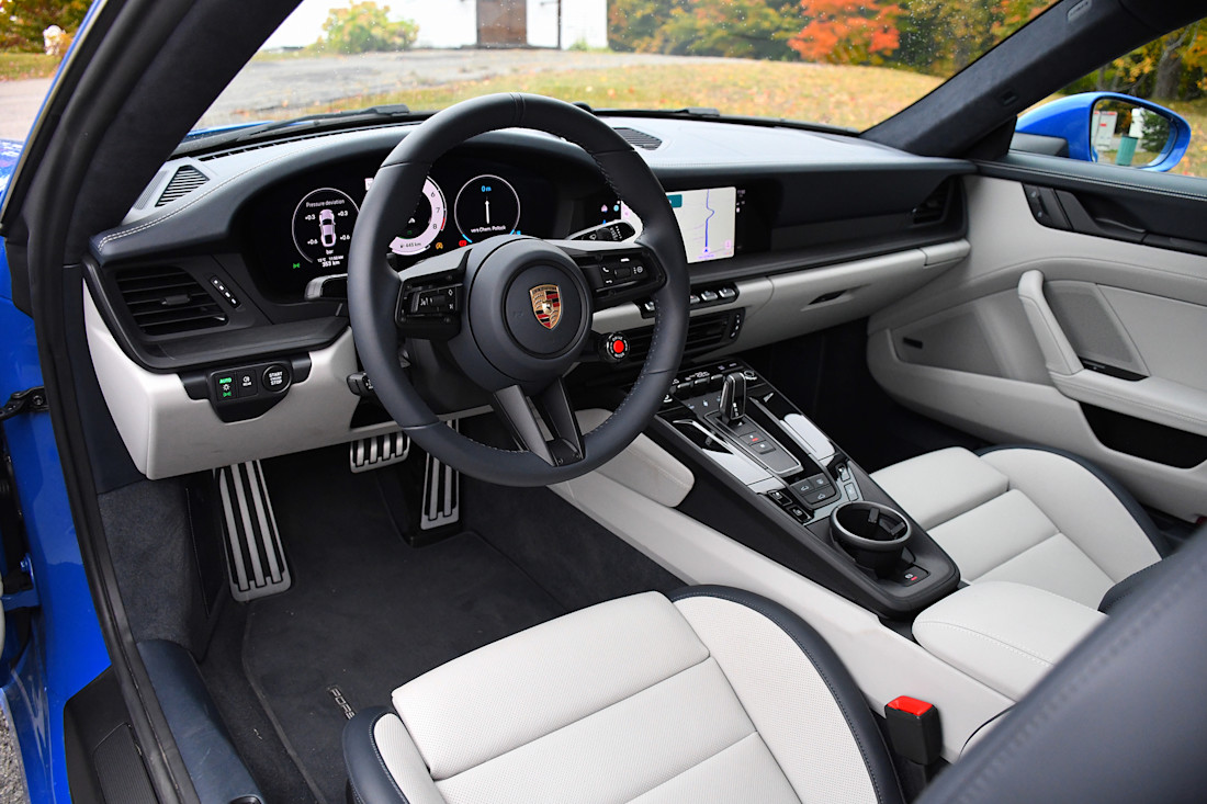 2027 Porsche 911 GTS T Hybrid - FD - DR - 261014 - 36.jpg