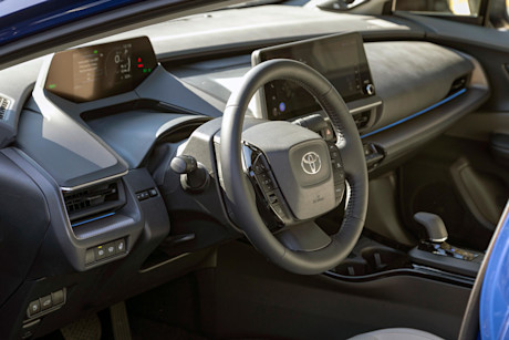Editorial 2023 toyota prius xle awd 24 jw
