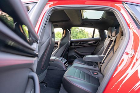 2025 Porsche Panamera GTS Review Body Image