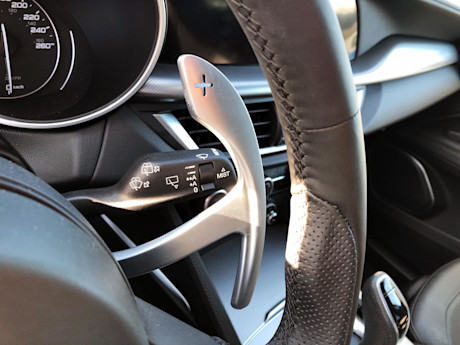 Editorial 2022 alfa romeo stelvio veloce 14 pb