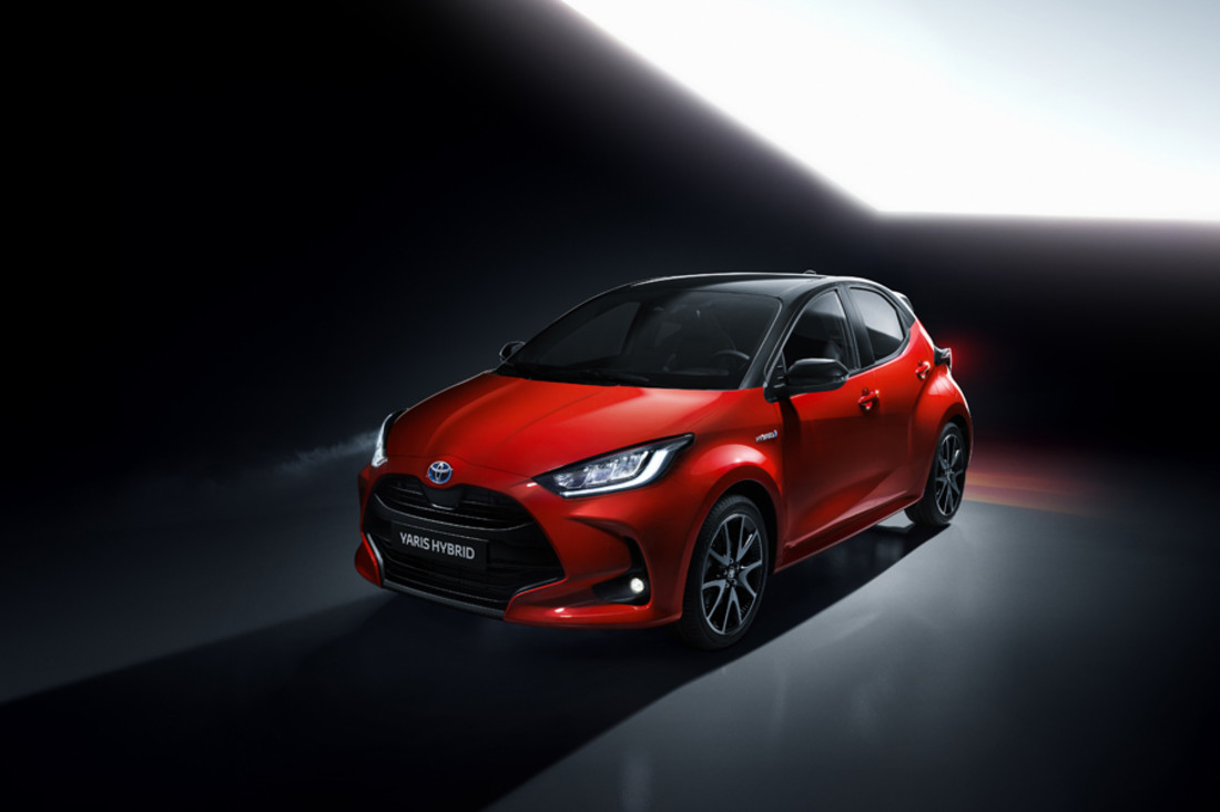 toyota-yaris (5).jpg