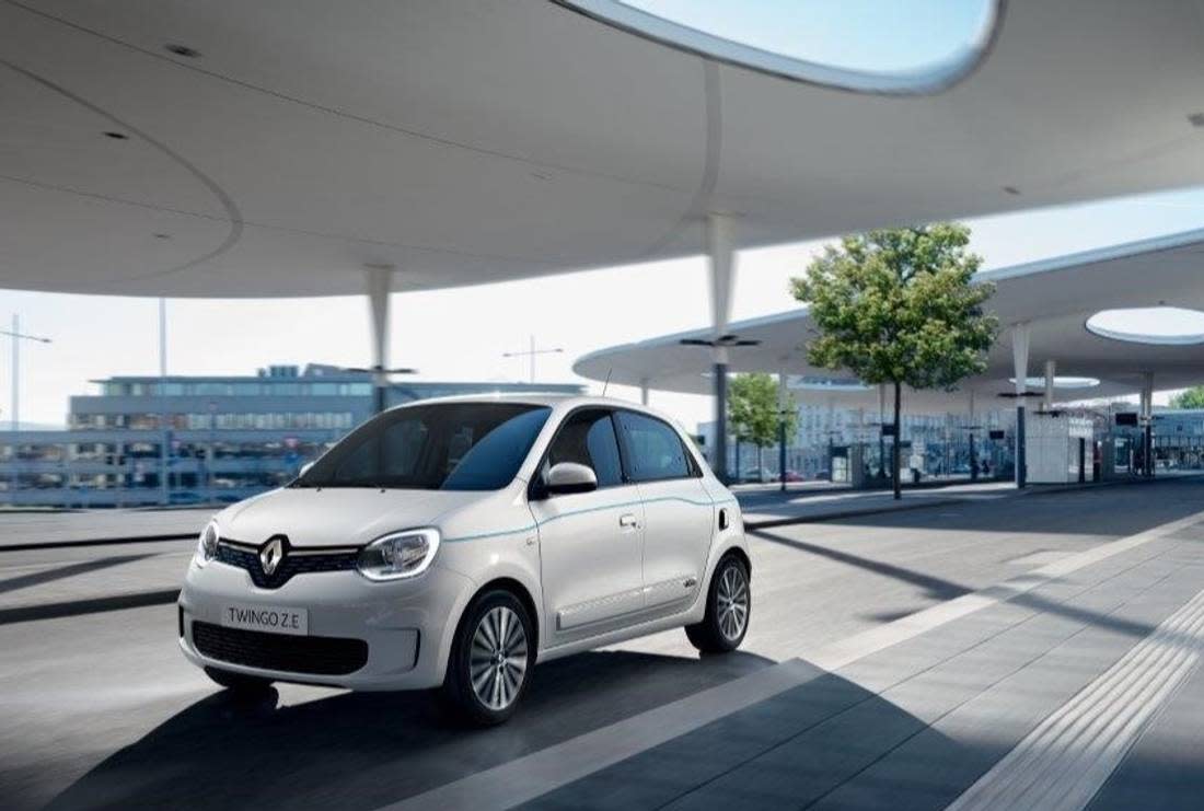 548tHk5fs1tbkuG1xYAcfZ-c246e540f4ff168b90bc6cc27f519636-Renault_Twingo_Z-1100