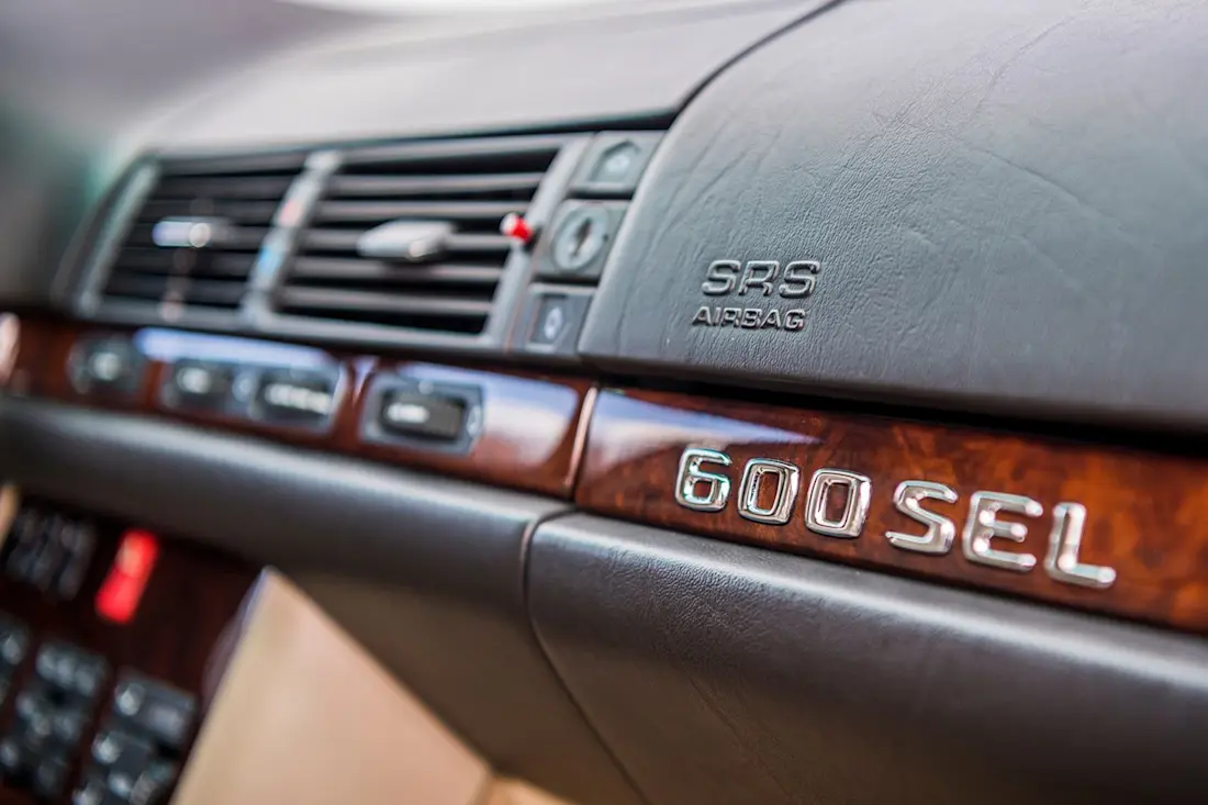 mercedes-w140-600-sel-detail