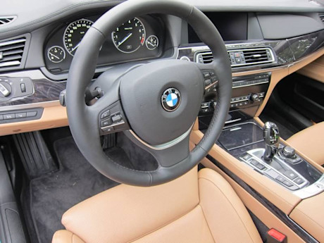 Editorial 2011 bmw hybrid7 pw 004 2689
