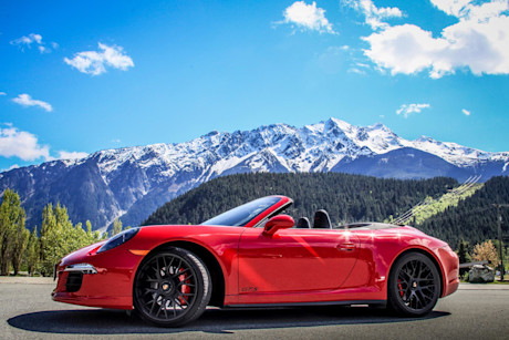Editorial 2015 porsche 911 carrera4 cabriolet gts bm 06
