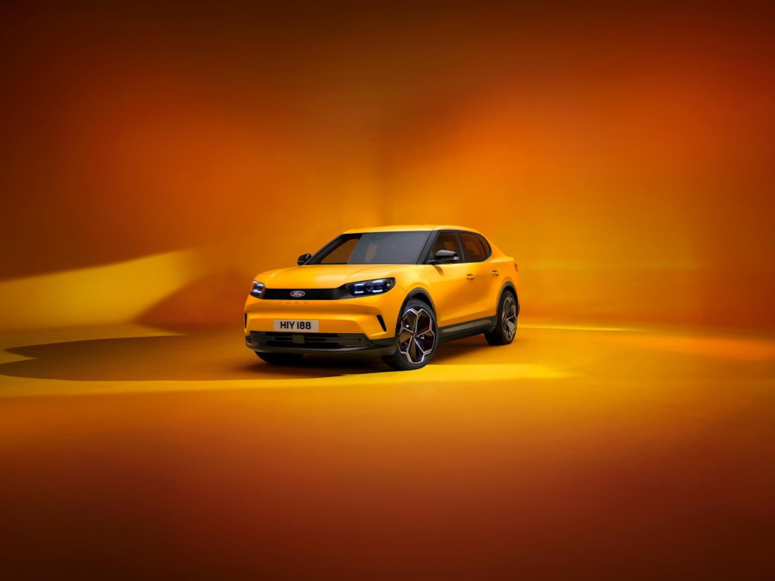 2024Ford_ElectricCapri_36-LOW