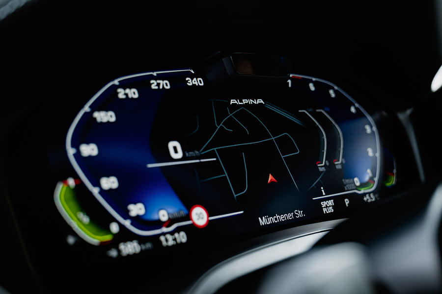 2023-Alpina-B4-52.jpg