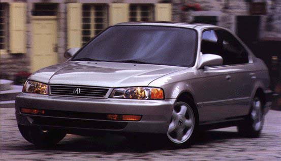 Canadians are cheap, but that doesn't mean we don't like a few niceties in our cars. Thus, the Canada-only Acura EL, a rebadged Honda Civic that never appeared in the US market, was offered with options you couldn't get on a humble Civic.<br /> 