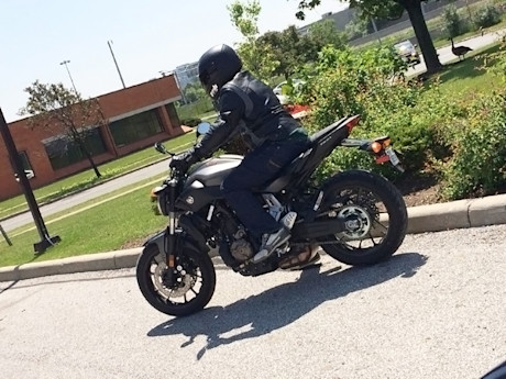Editorial 2015 yamaha fz 07 jb 08