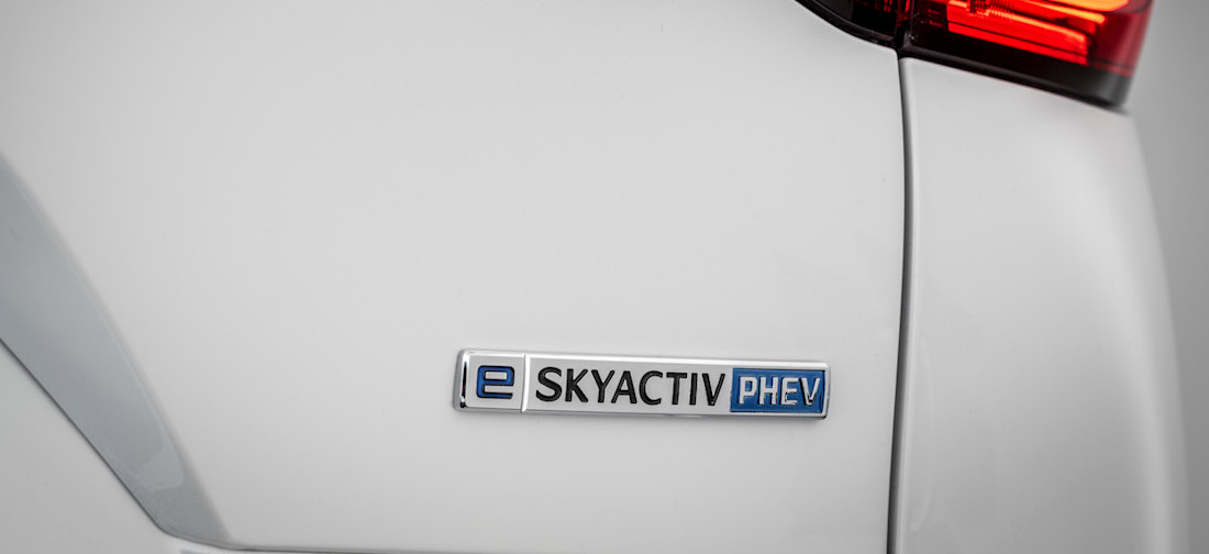 Mazda CX-60 : tout neuf, hybride et avec…un diesel de 3,3 litres !