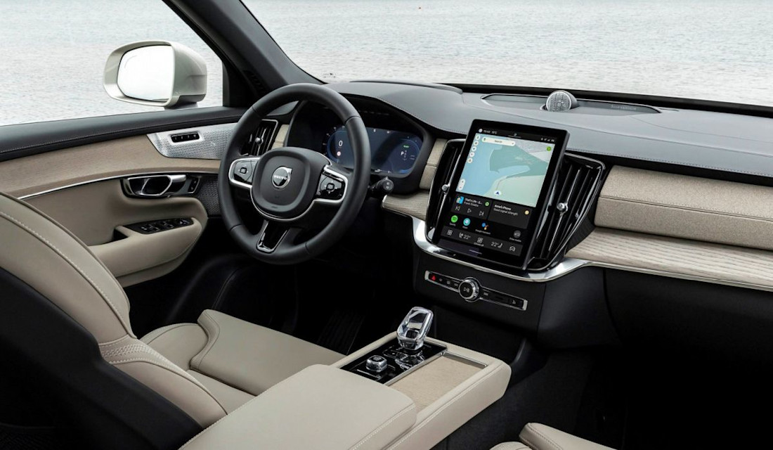 Volvo-XC90-3