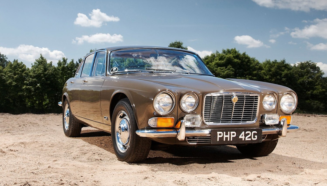 Jaguar Sovereign