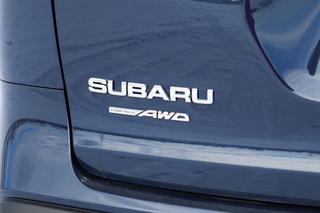 Editorial 2023 subaru ascent premier 12 jm