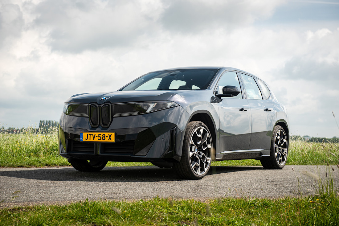 BMW iX3