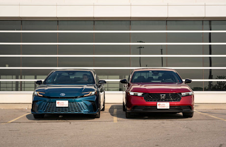 Editorial 2025 toyota camry vs honda accord comp jw 240918 25