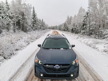 Editorial 2023 subaru outback onyx 01 mg