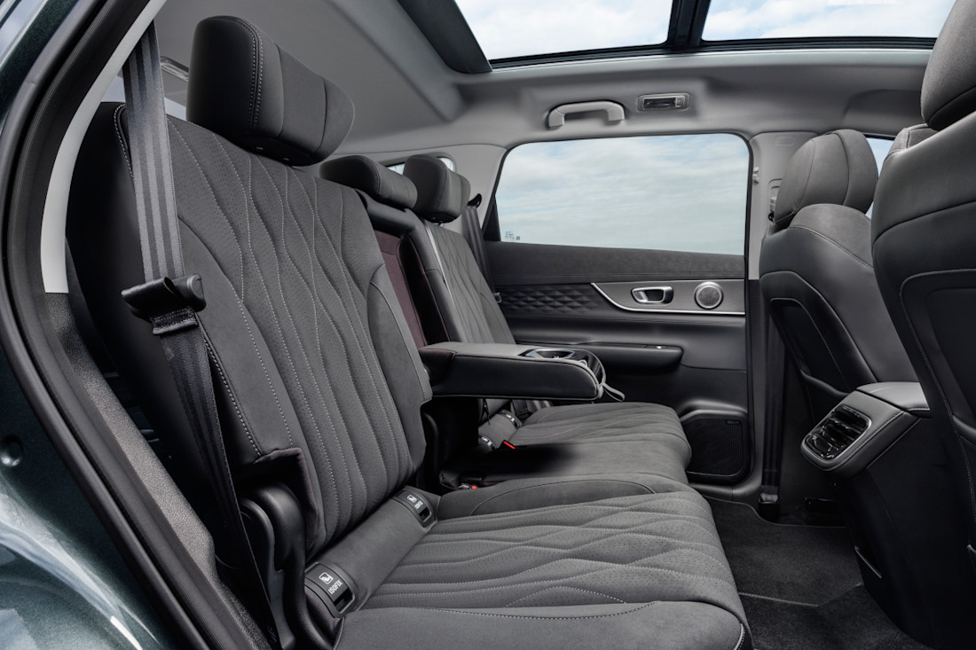 EBRO-s800-interior (4).jpg