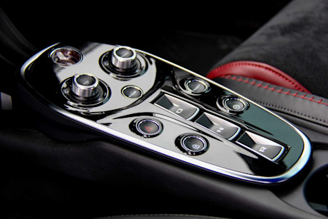 Editorial 2020 mclaren gt 29 dw