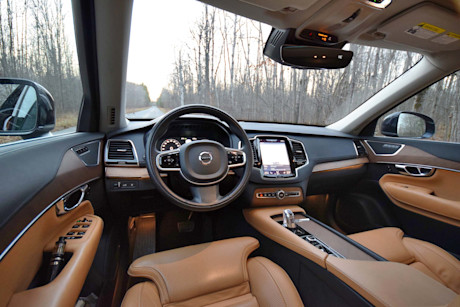 Editorial 2017 volvo xc90 t8 inscription 14 jp