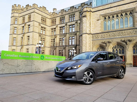Editorial 2018 nissan leaf 09 sw