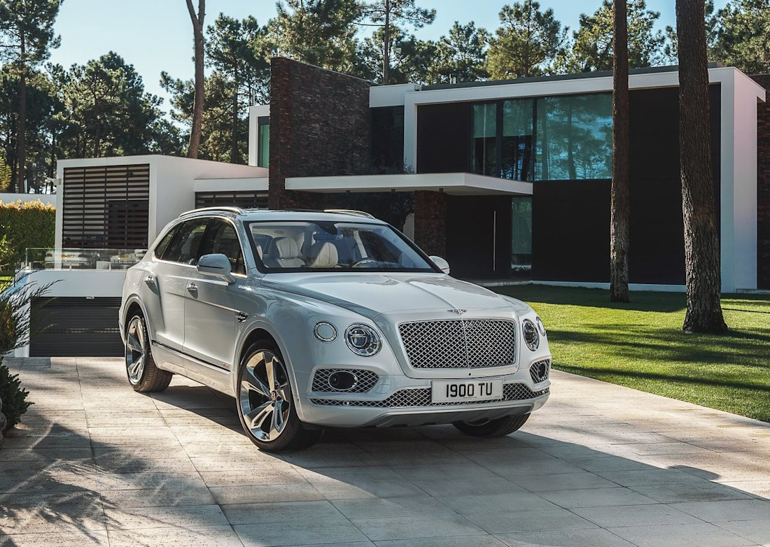 Bentley-Bentayga_Hybrid-2019-1280-03.jpg