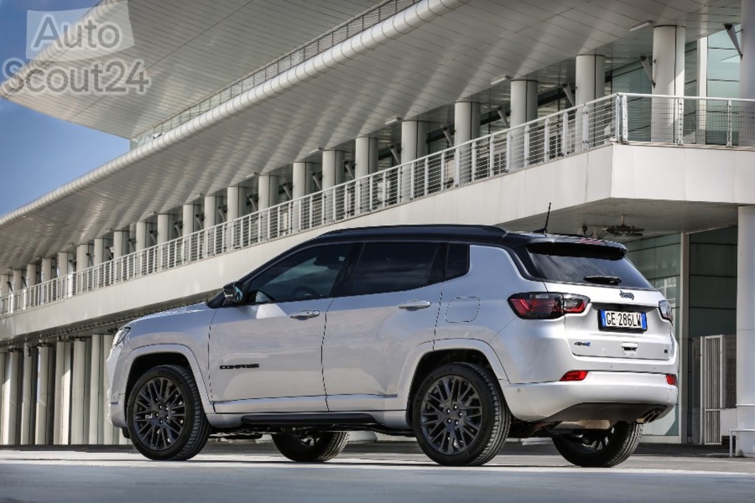 2.NewJeep®CompassS4xe (2).jpg