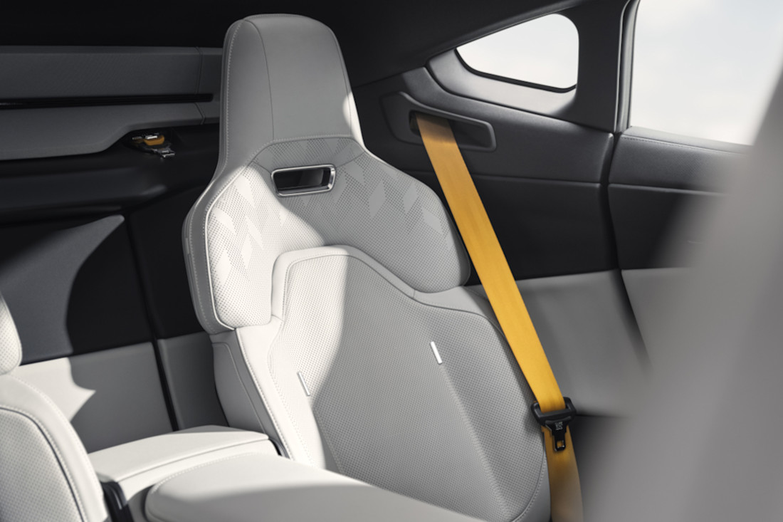 Polestar5-Asientotrasero.jpg