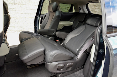 Kia Carnival SX 2022 : essai routier Body Image