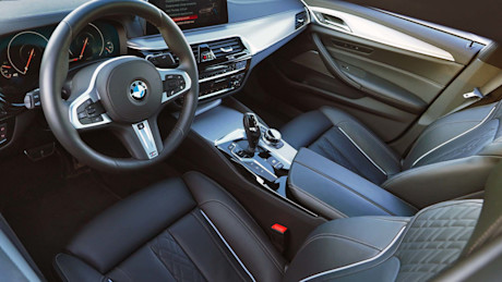 Editorial 2019 bmw 530e m performance 19 jp