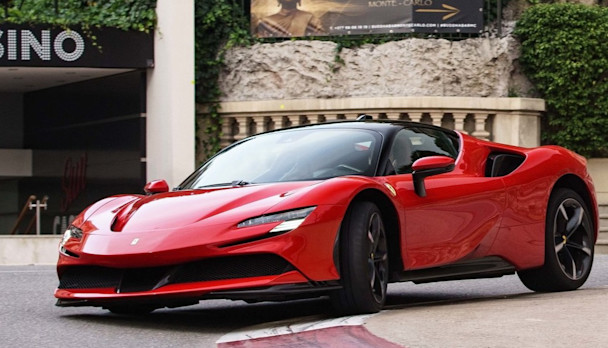 Ferrari SF90 Stradale