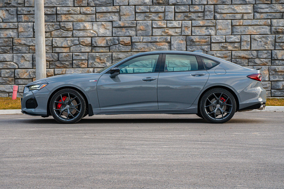Editorial 2024 acura tlx type s td 240409 04 kd